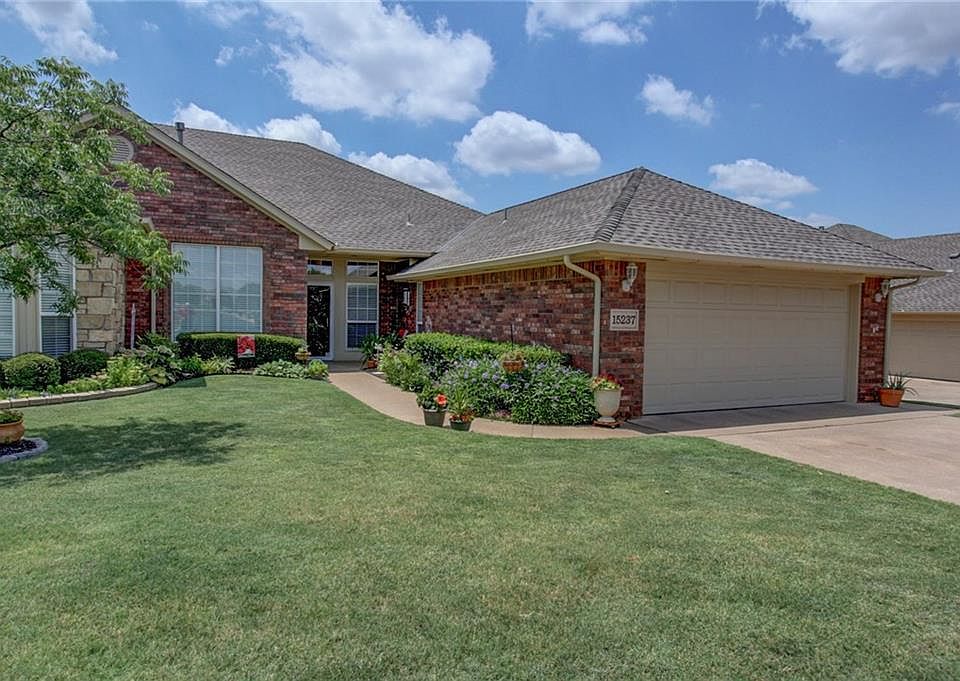 1st image of 15237 Rocky Mountain Dr
