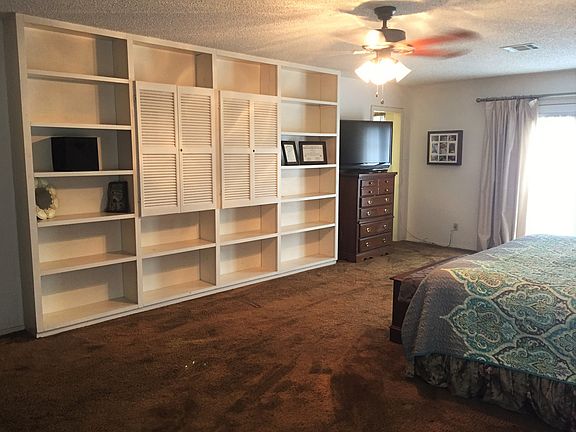 Master built-in shelves