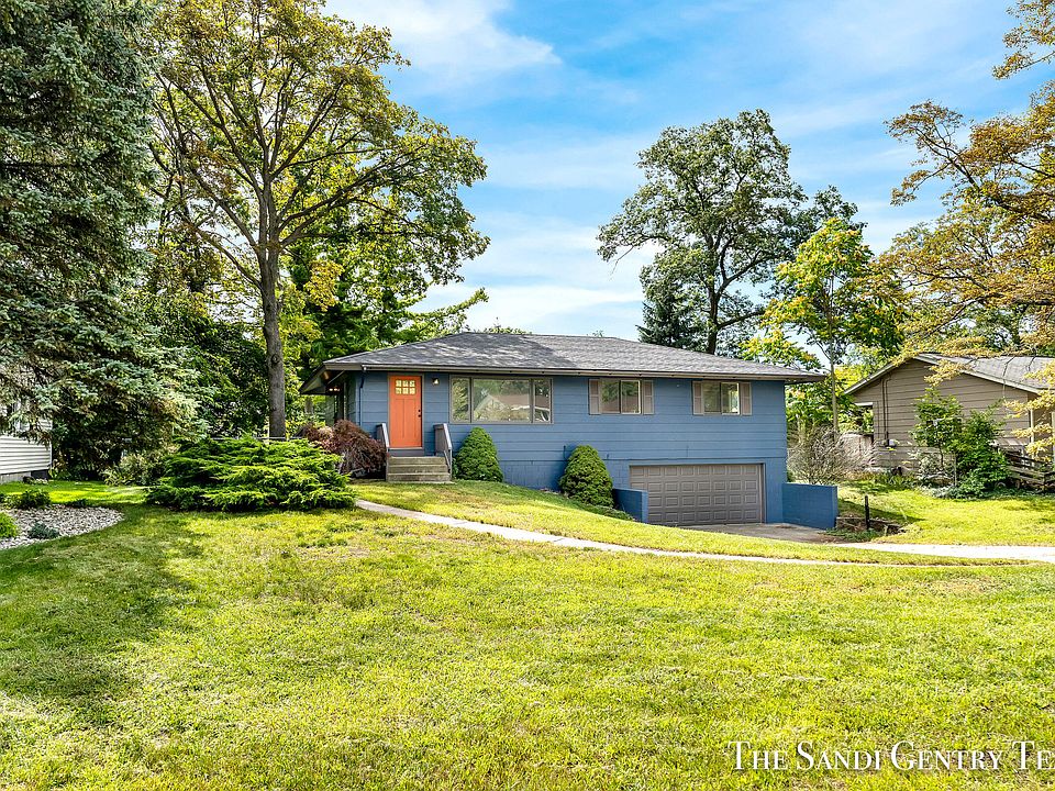 1st image of 1845 Bonneville Dr