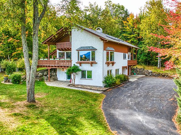 2nd image of 54 Split Rock Rd