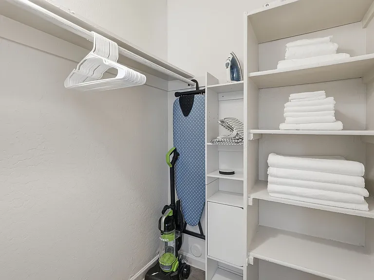 1421 E Roosevelt St #4 — Photo 25