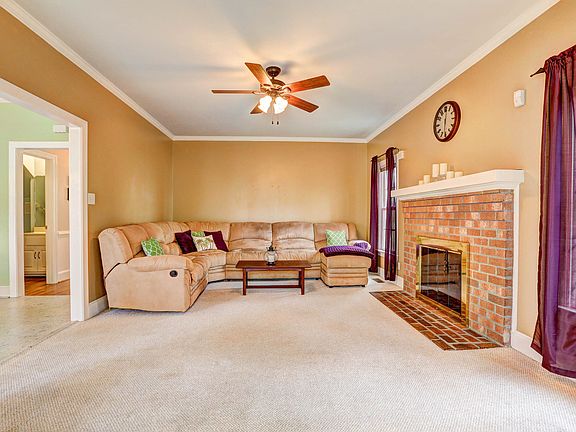 3rd image of 2709 Teaberry Dr