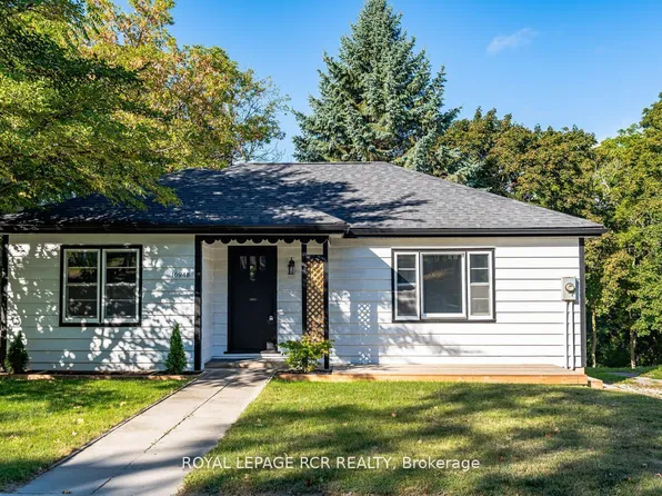 16948 Bayview Ave, Newmarket, ON L3Y 6M5