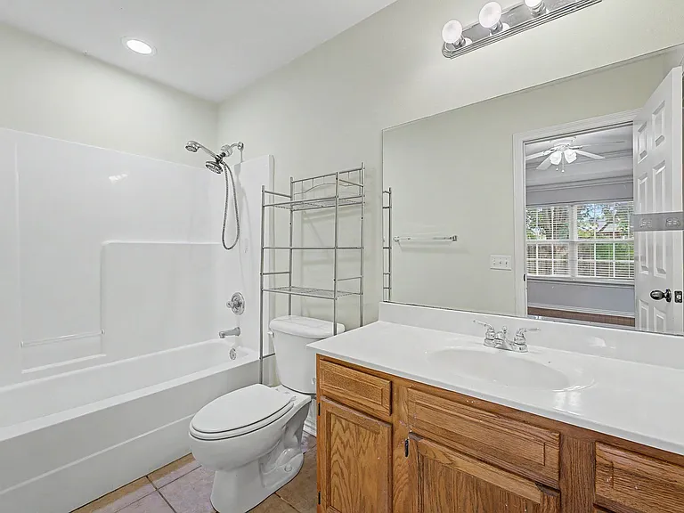 3801 SW Carriageway Ave — Photo 16
