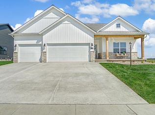 3167 Ashley Dr, Glen Carbon, IL 62034