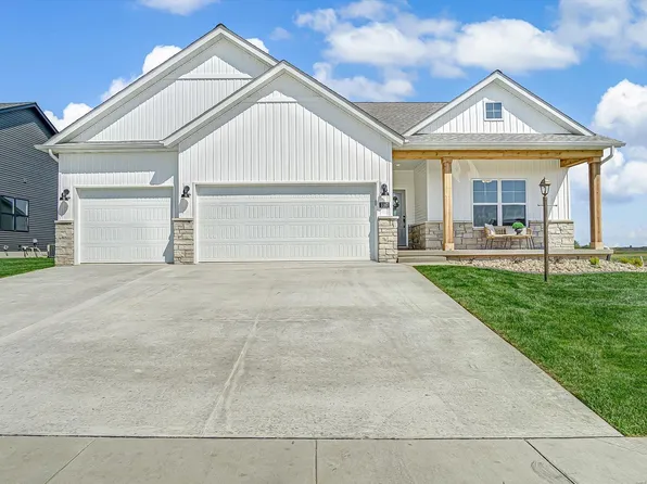 3167 Ashley Dr, Glen Carbon, IL 62034