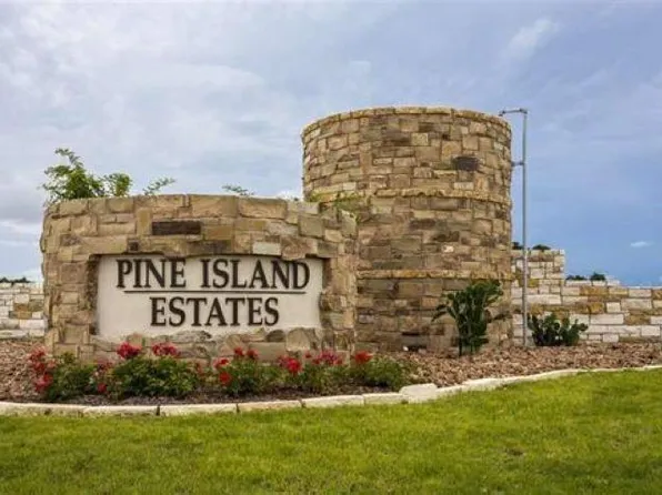 3606 S Pine Island Rd, Beaumont, TX 77713