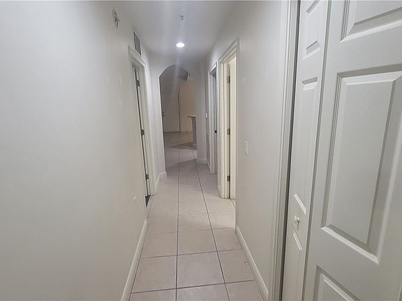 5th image of 3953 Pomodoro Cir Unit 202