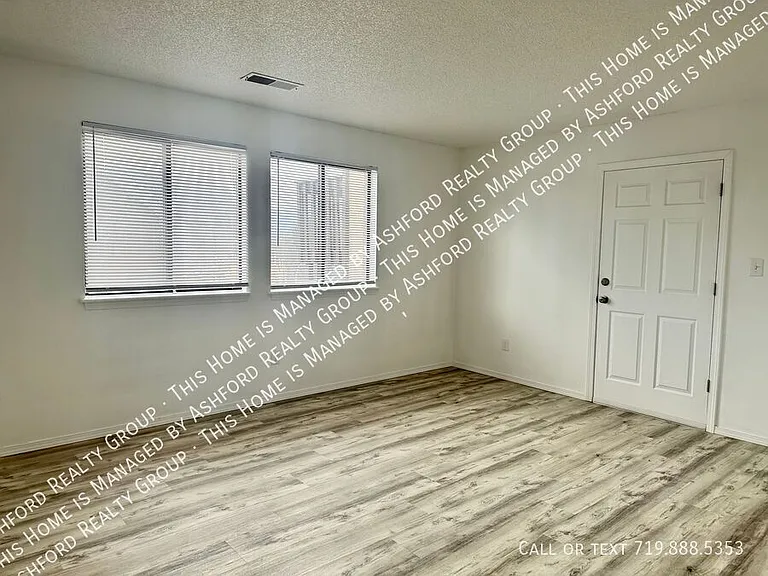 1120 Yuma St #A — Photo 10