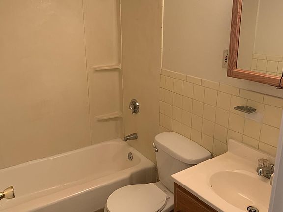 2nd image of 1750 Washington St