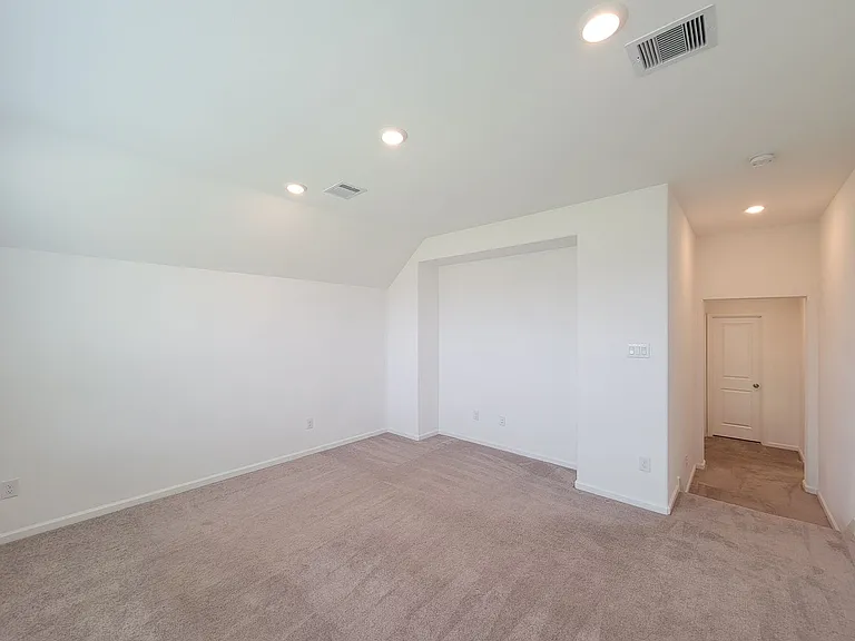 9422 Vista Falls Trce — Photo 11