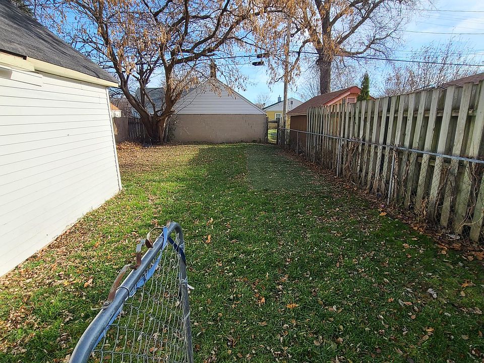2nd image of 4638 N 49th St