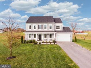 1072 Hallmark Dr, Martinsburg, WV 25403