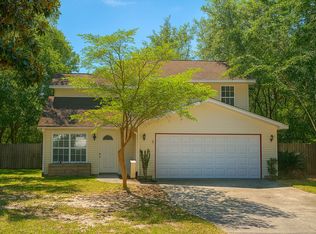 70 Cypress Ln, Freeport, FL 32439
