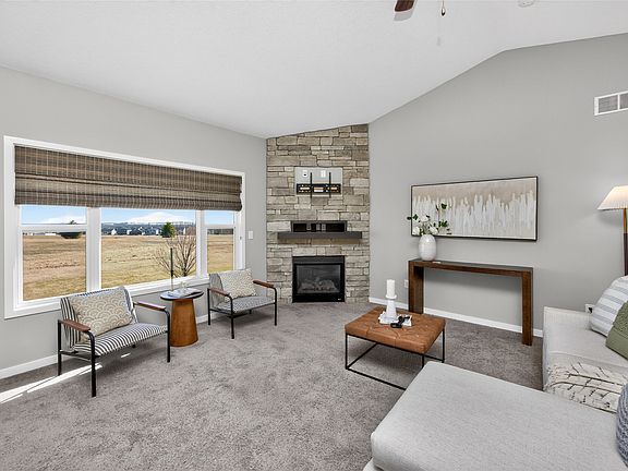 4th image of 2726 Shady Lane Dr