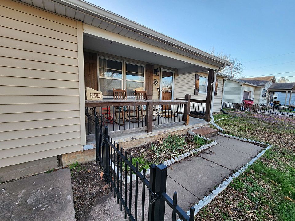 1st image of 838 N Illinois Ave