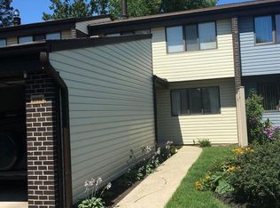 1052 Flanders Ct, East Amherst, NY 14051