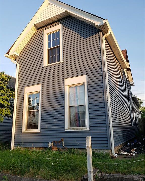 1st image of 361 E Morris St