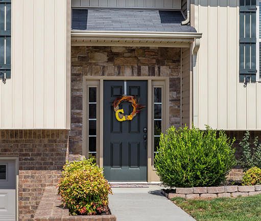 3rd image of 8388 Midwestern Dr