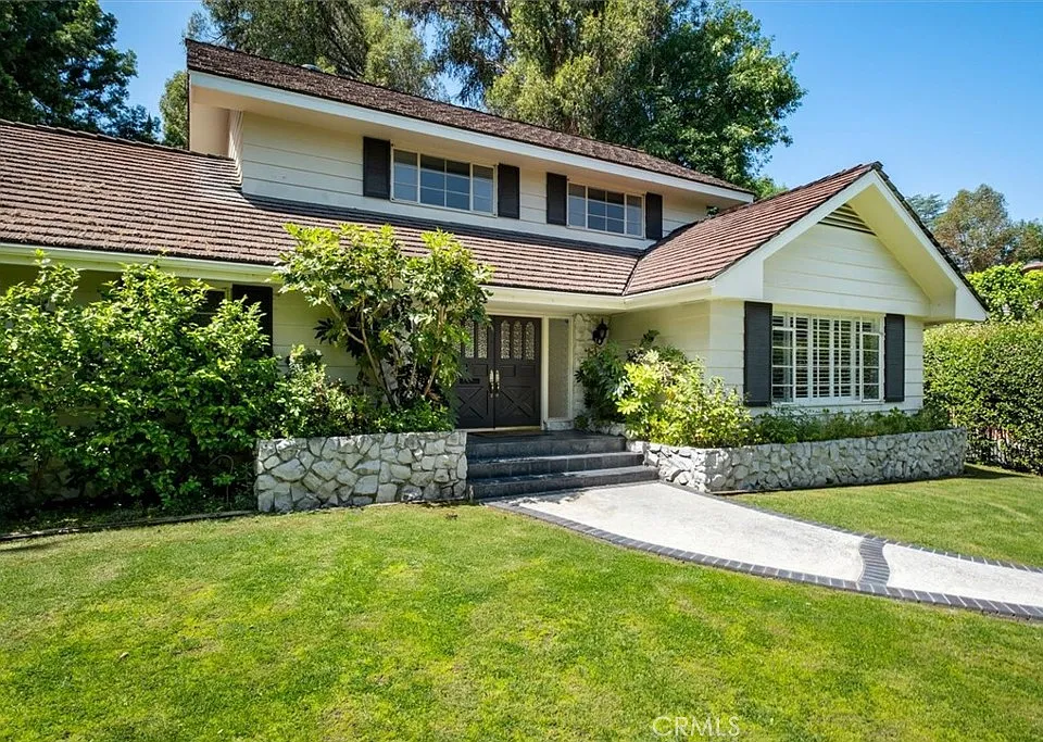 3969 Longridge Studio Ctr