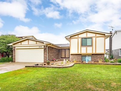 4633 Admiral Dr, Sterling Heights, MI, 48310