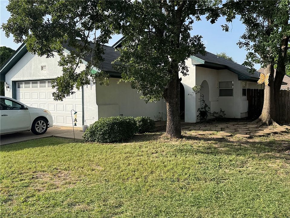 1st image of 3700 Marielene Cir