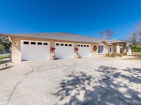 5th image of 5997 Seminole Woods Dr