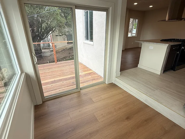 4395 Aragon Way — Photo 13