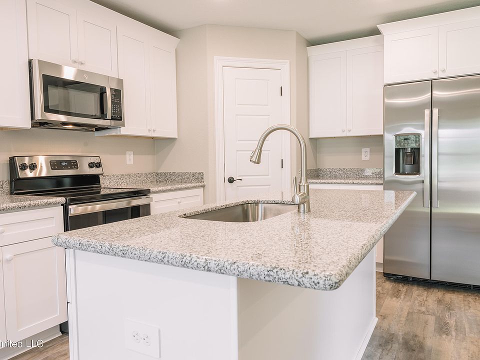 85023 Pohaku Dr, Diamondhead, MS 39525 Zillow