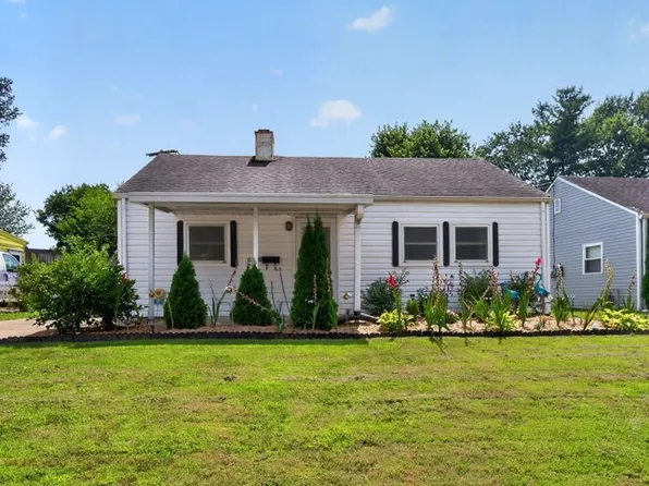 1130 E Pearl St, Miamisburg, OH 45342
