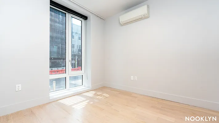 Rented by Nooklyn NYC LLC | media 11