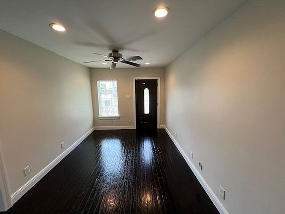 2nd image of 3203 Deaton St