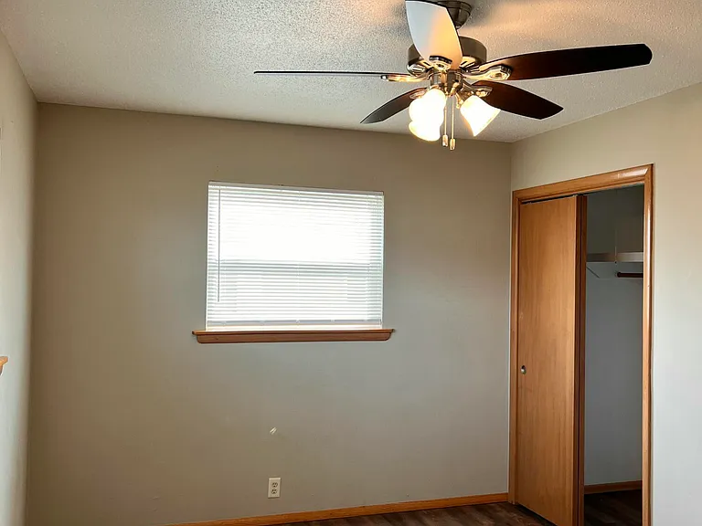 2438 S Texas Ave — Photo 11