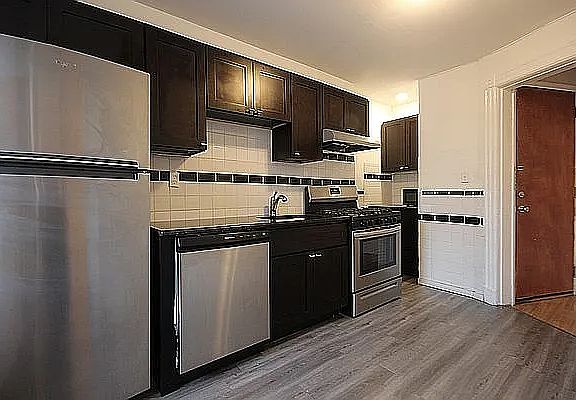 2nd image of 70 Zabriskie St #3