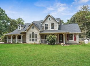 7863 Rodeo Dr, Waller, TX 77484