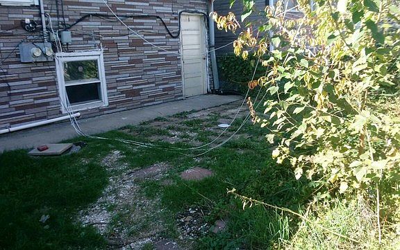 2nd image of 1633 S 49th Ct