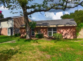 4803 Pebble Brook St, Baytown, TX 77521