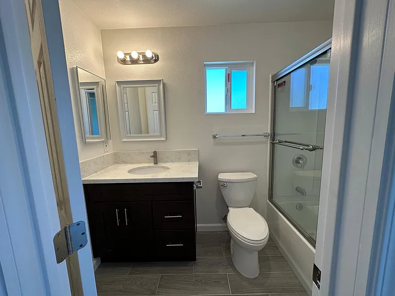 4491 Menlo Ave — Photo 12