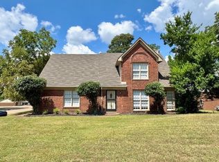 7250 Old Dominion Ct, Memphis, TN 38125