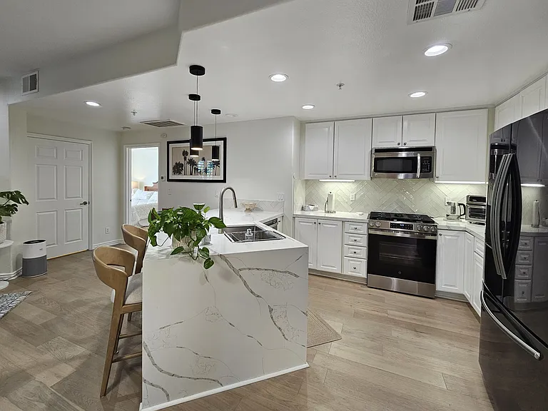 45245 Seeley Dr #18D — Photo 21