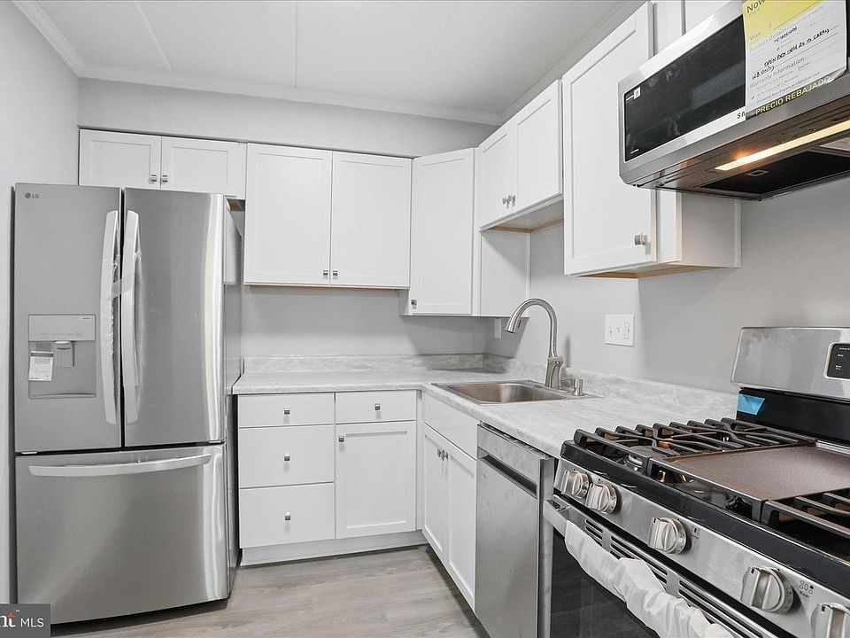 1st image of 125 Clubhouse Dr SW Unit 3