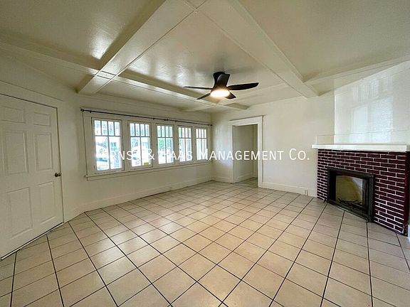 3rd image of 1551 Pine Ave #A
