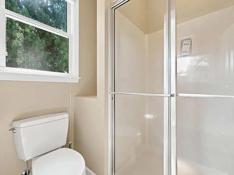 2306 Strawberry Ln — Photo 20