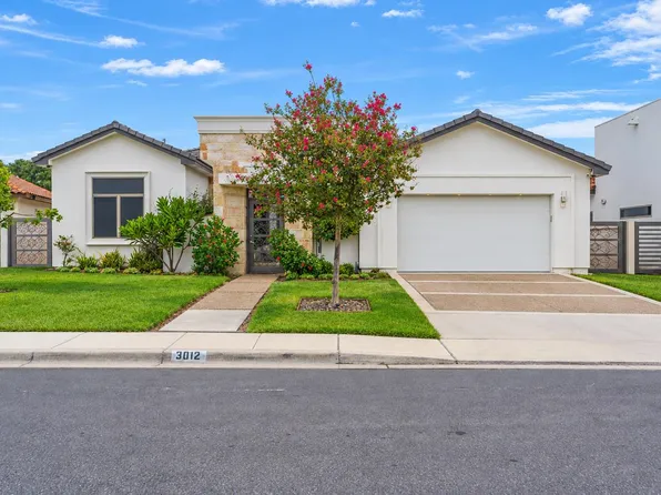 3012 George Martin Dr, Laredo, TX 78041