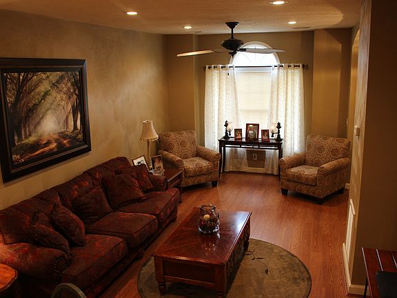 2nd image of 8226 Emerald Court Dr