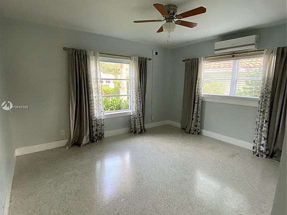 5th image of 609 SE 26th Ave