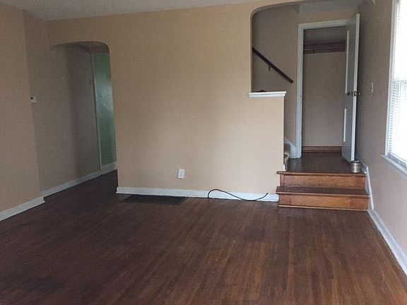5th image of 1546 Elmwood Ave
