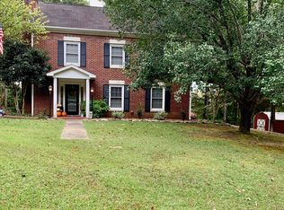 229 Barnhill Dr, Columbus, MS 39702
