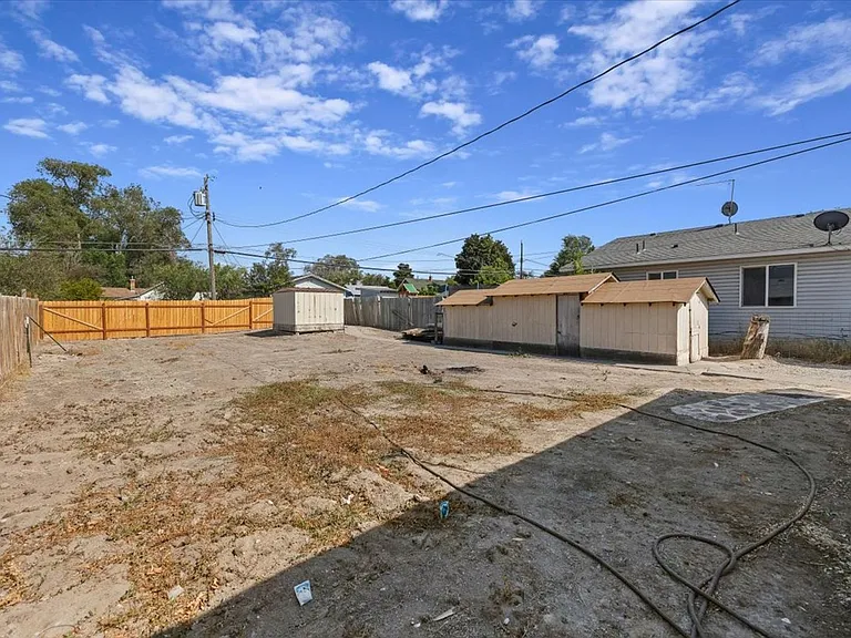 270 Quincy St — Photo 22