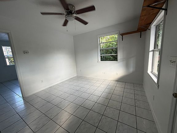 Living Room/Bedroom Entrance